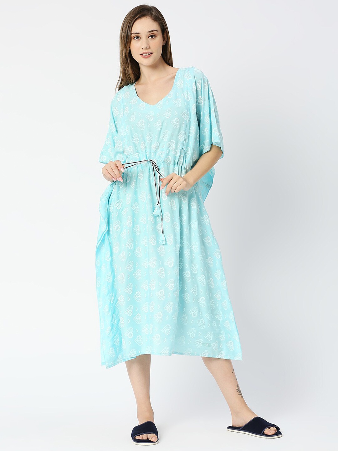 

Pretty Awesome Floral Printed Maternity Nightdress, Blue