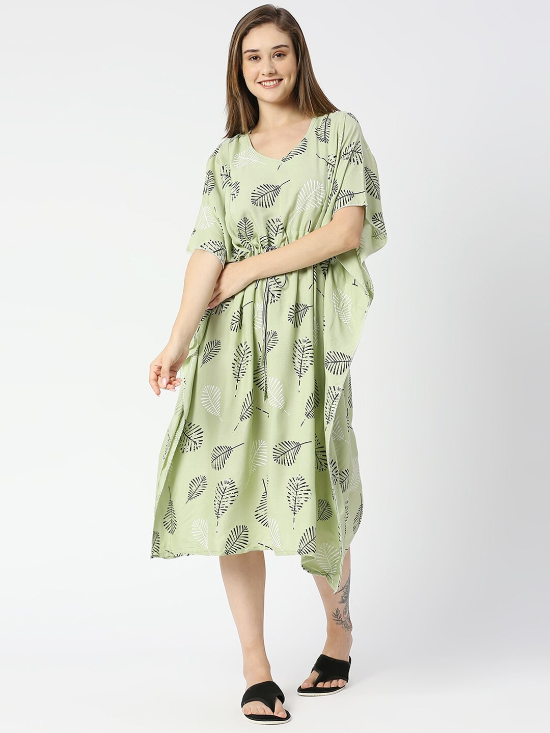 

Pretty Awesome Floral Printed Maternity Nightdress, Green