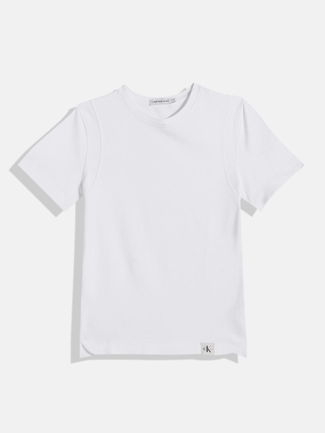 

Calvin Klein Jeans Boys Solid Curved Stitch Movement T-shirt, White