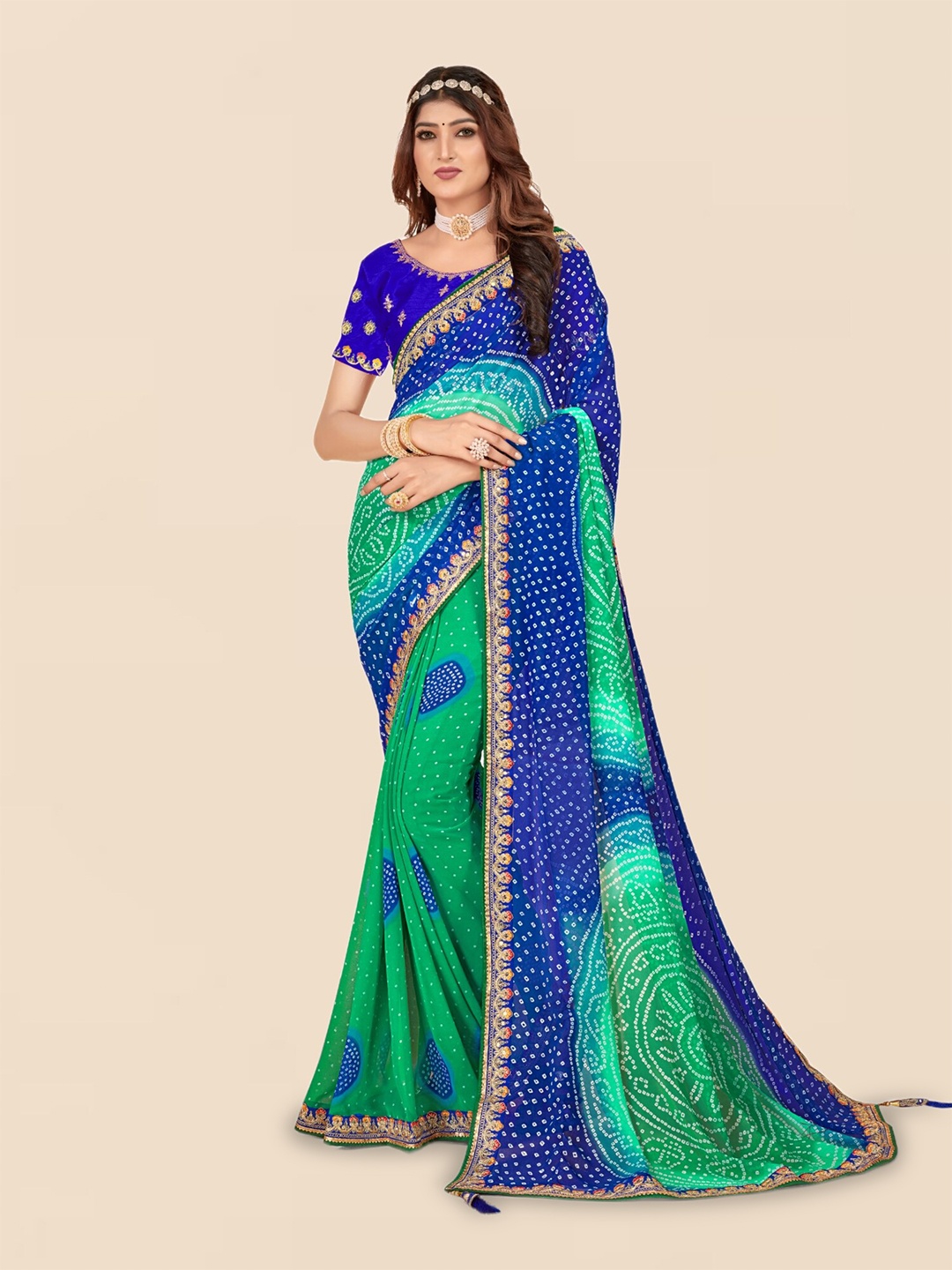 

Mitera Blue & Green Printed Poly Georgette Bandhani Saree