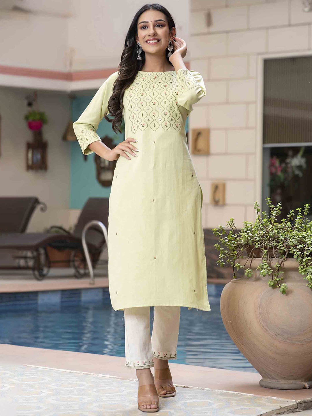 

JAIPUR FASHION MODE Floral Embroidered Regular Mirror Work Kurta With Trousers, Green