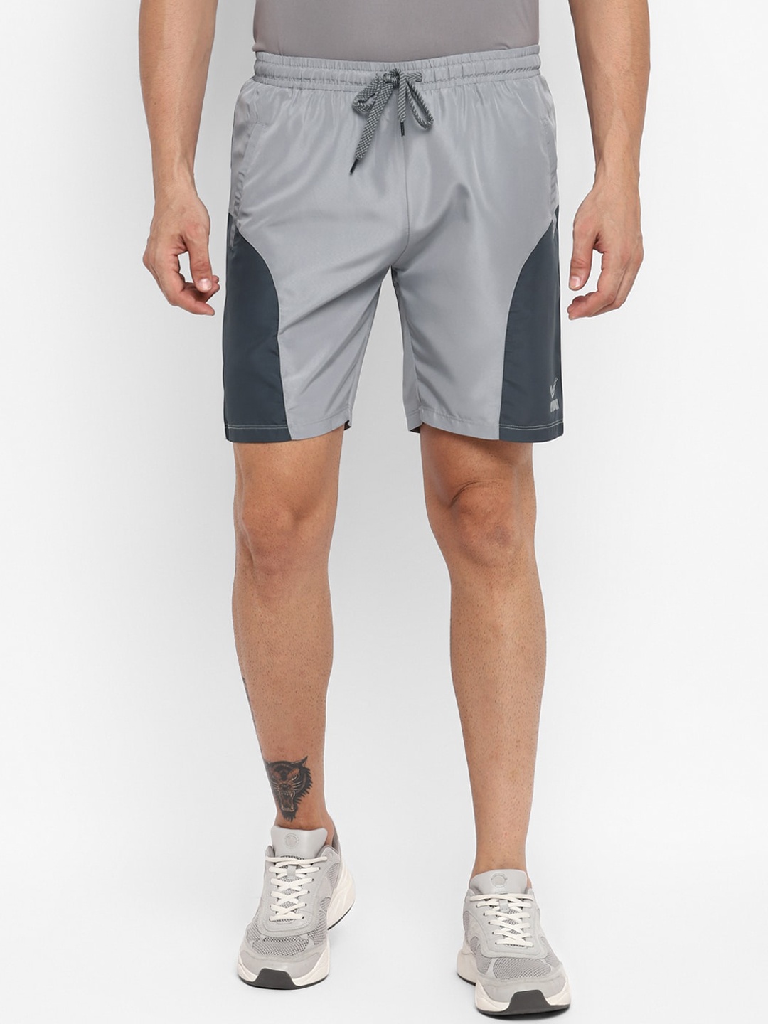 

Yuuki Men Colourblocked Sports Shorts With Antimicrobial Technology, Grey