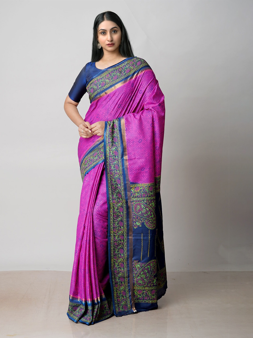 

Unnati Silks Ethnic Motifs Printed Zari Baluchari Saree, Pink
