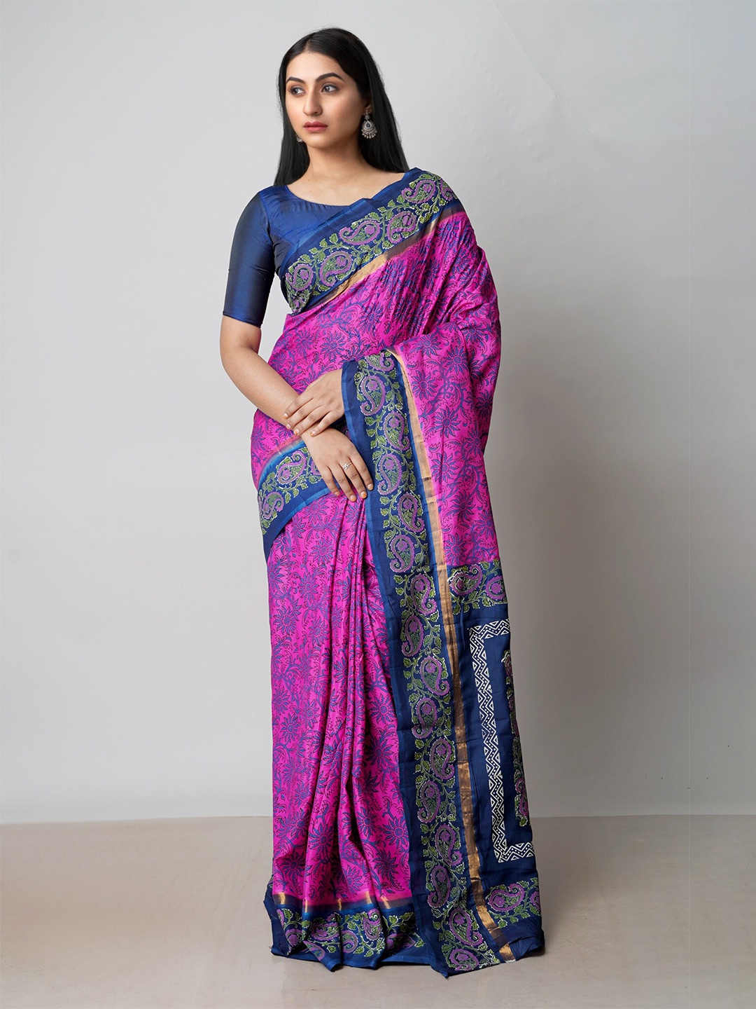 

Unnati Silks Ethnic Motifs Printed Zari Baluchari Saree, Pink