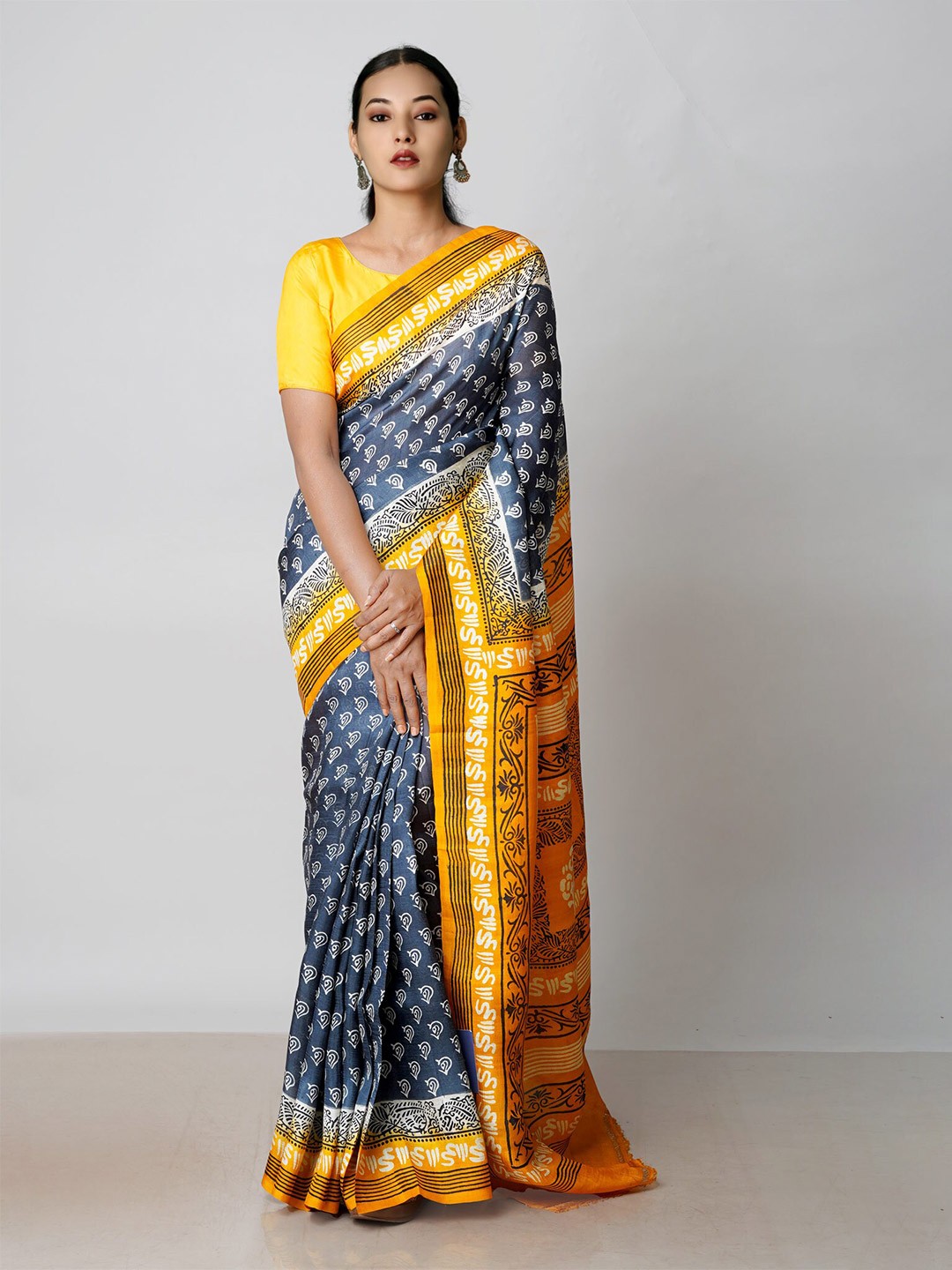 

Unnati Silks Ethnic Motifs Printed Pure Silk Mysore Silk Saree, Black