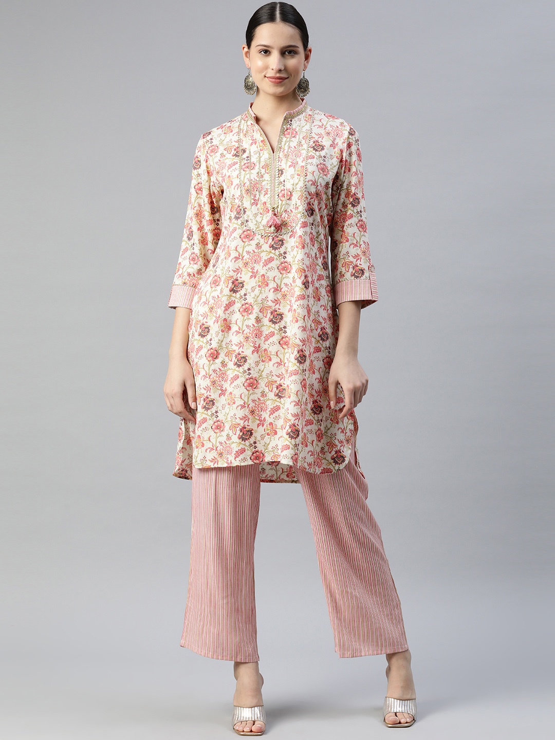 

Nayam By Lakshita Women Embroidered Gotta Patti Co-Ords, Peach