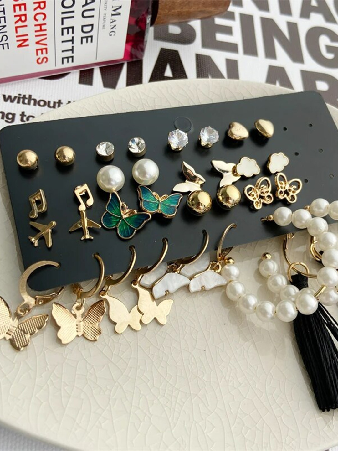 

KARISHMA KREATIONS Set Of 17 Gold-Plated Contemporary Drop Earrings
