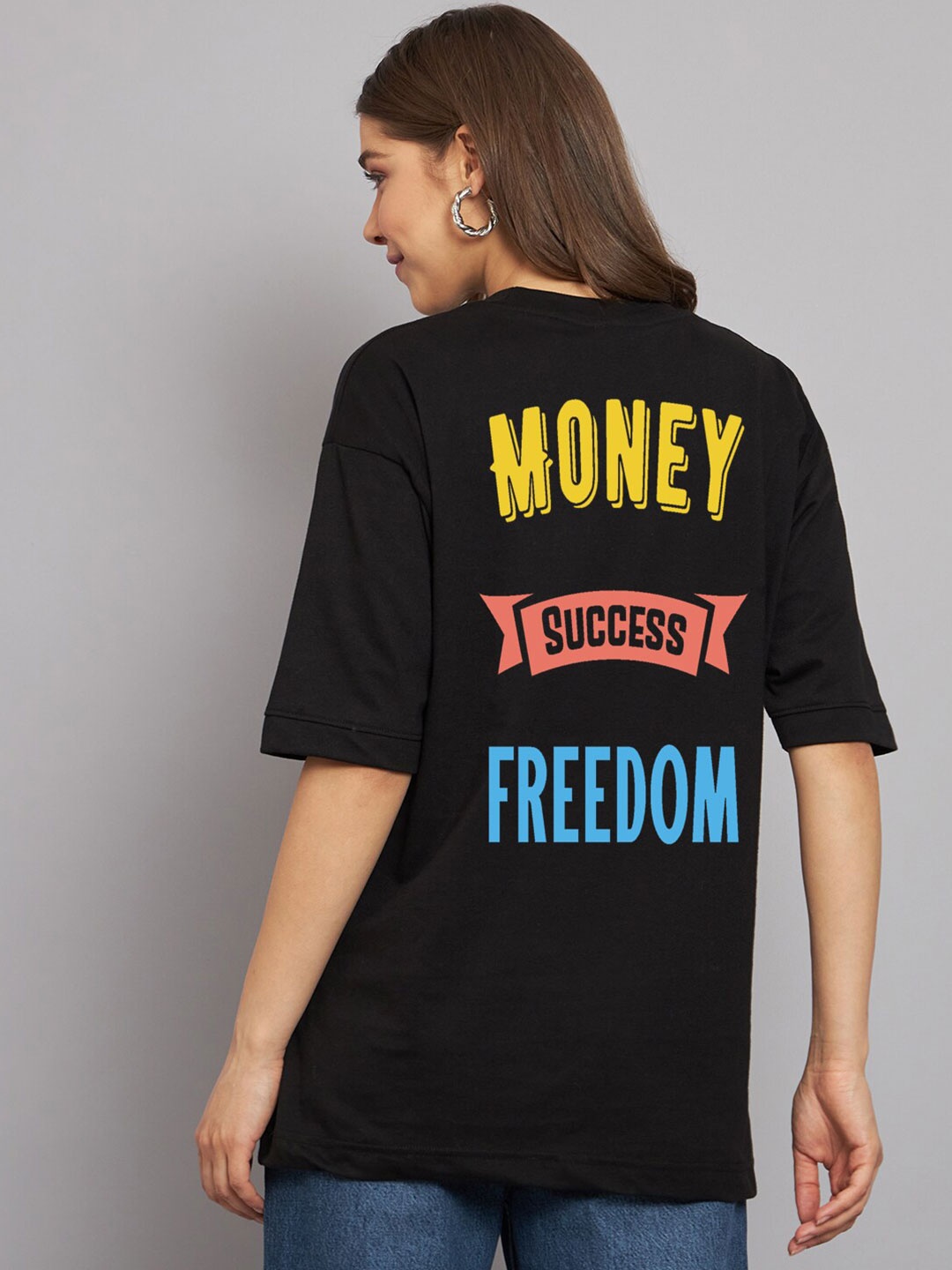 

Imsa Moda Typography Printed Drop-Shoulder Sleeves Cotton Oversized T-shirt, Black