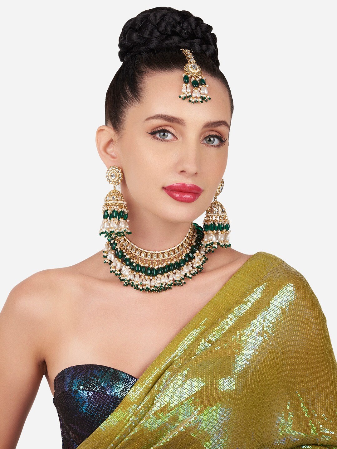 

Zaveri Pearls Gold-Plated Kundan-Studded & Beaded Necklace & Earrings