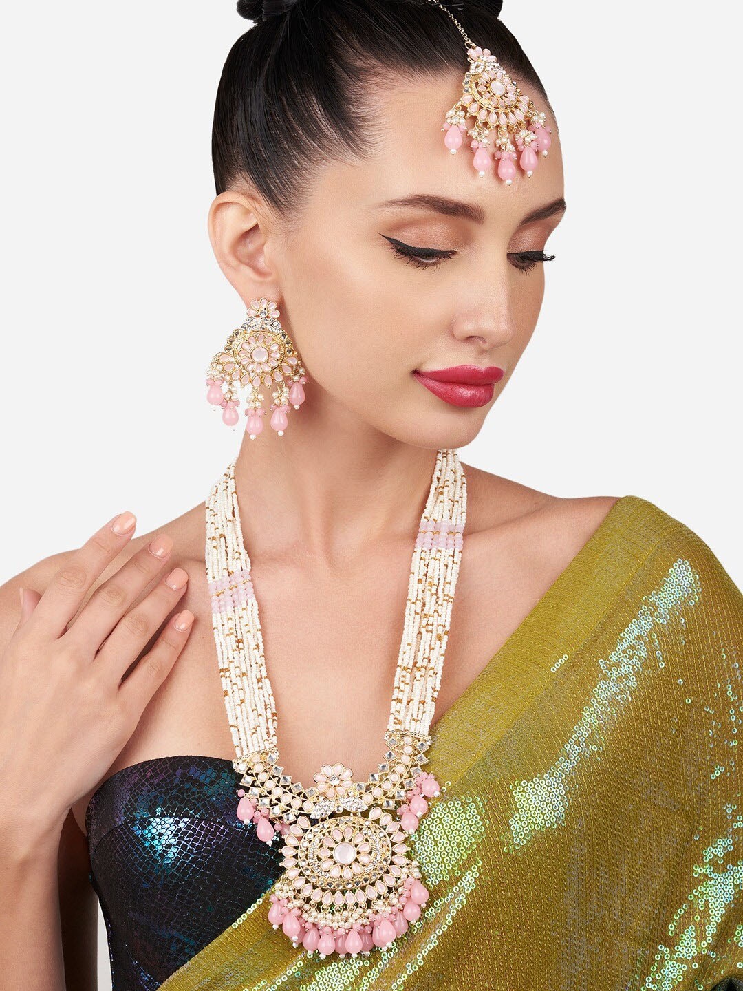 

Zaveri Pearls Gold-Plated Kundan-Studded & Beaded Long Jewellery Set With Maang Tikka