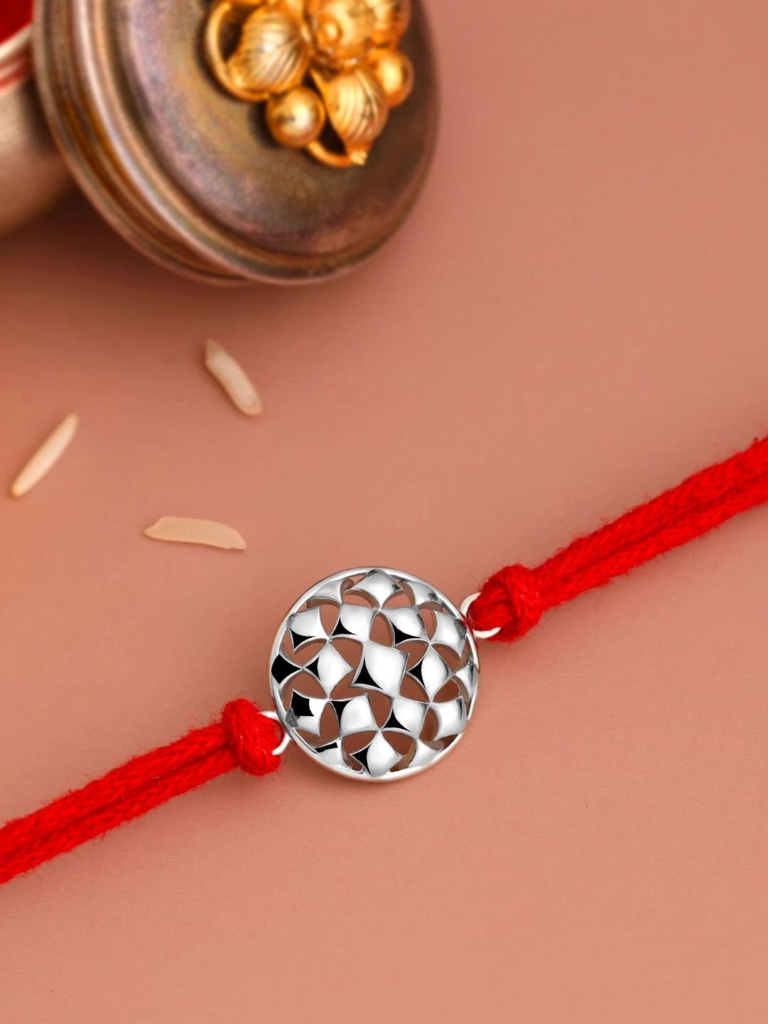 

KUBERBOX 92.5 Sterling Silver Charm Detail Rakhi