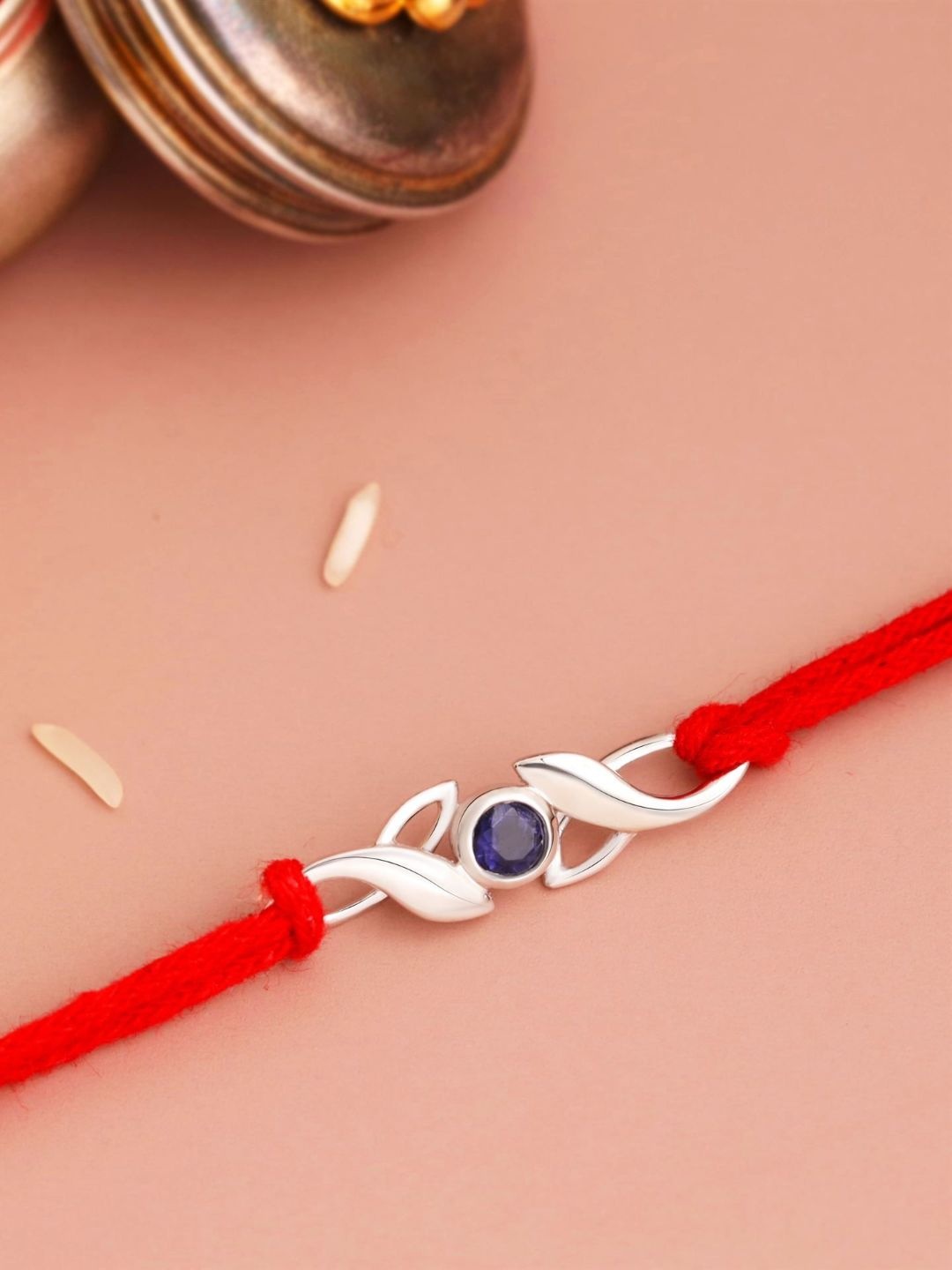 

KUBERBOX 925 Sterling Silver Iolite Studded Sleek Rakhi Pendant