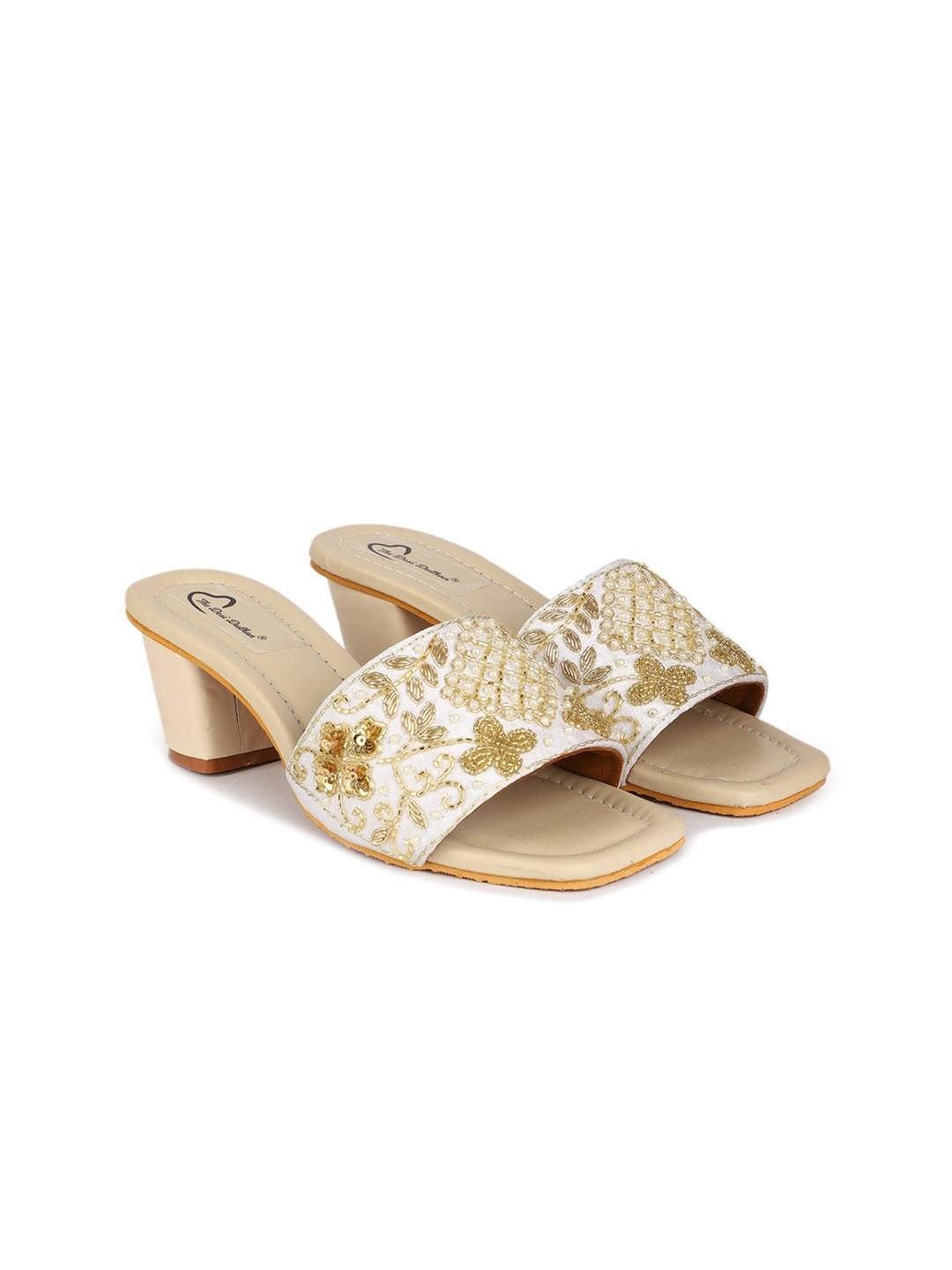 

The Desi Dulhan Ethnic Embellished Open Toe Block Heels, White