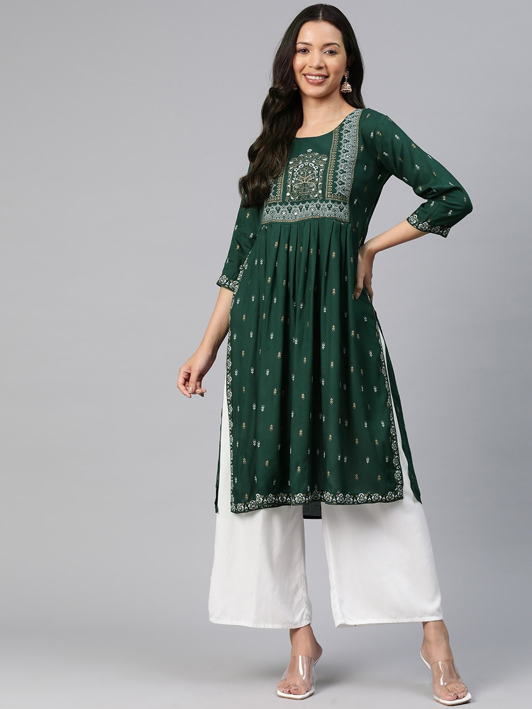 

OMASK Ethnic Motifs Printed Pleated Kurta, Green