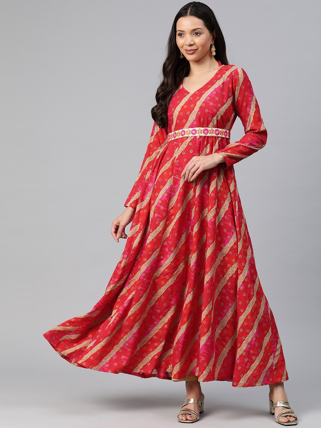 

OMASK Leheriya Printed V-Neck Anarkali Kurta, Red