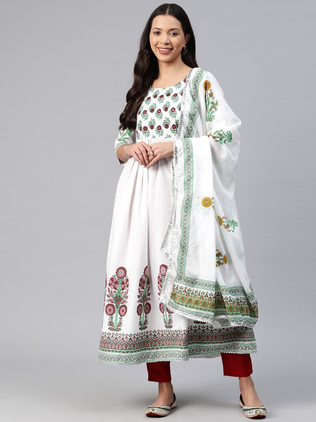 

OMASK Floral Printed Empire Kurta with Pyjamas & With Dupatta, White