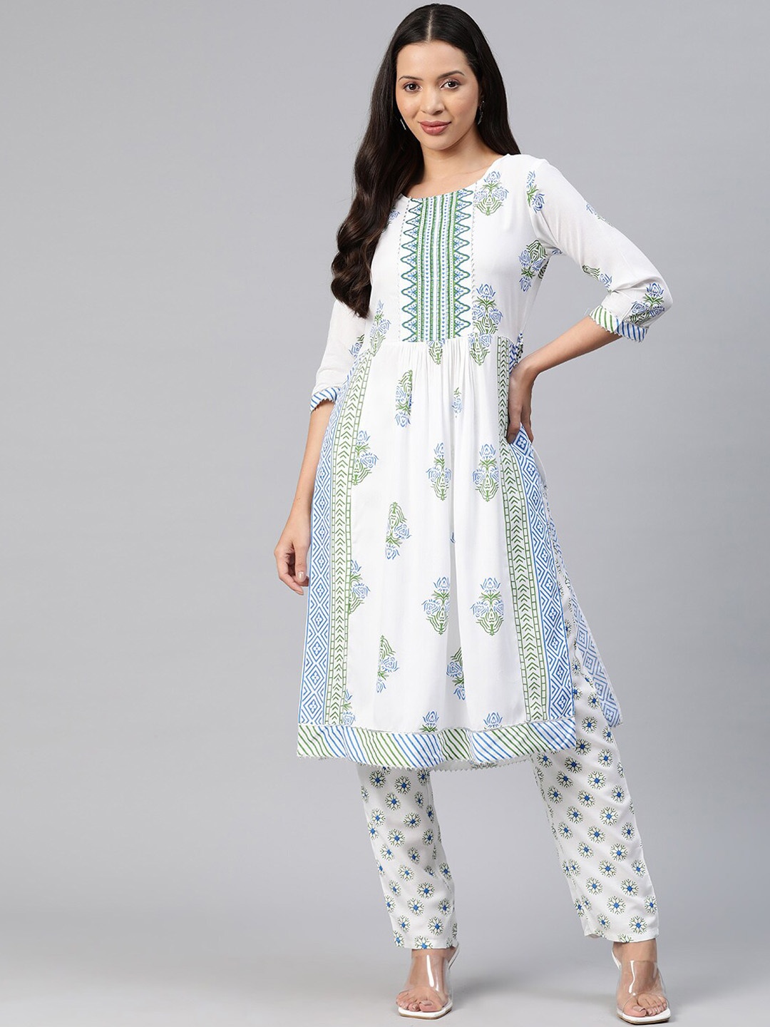 

OMASK Floral Printed Regular Gotta Patti Regular Kurta with Pyjamas, White