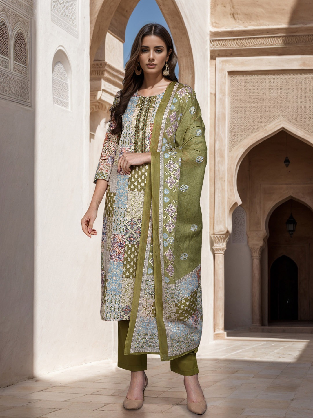 

AHIKA Green & Blue Ethnic Motifs Printed Pure Cotton Kurta with Trousers & Dupatta