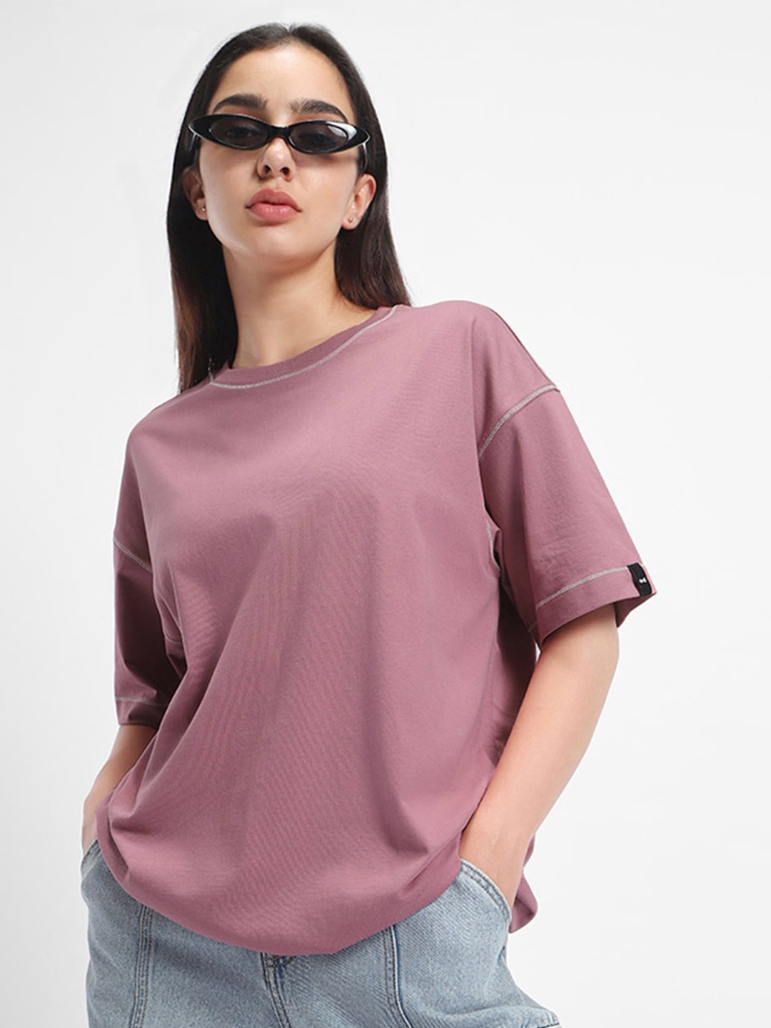 

Bewakoof Oversized T-shirt, Purple