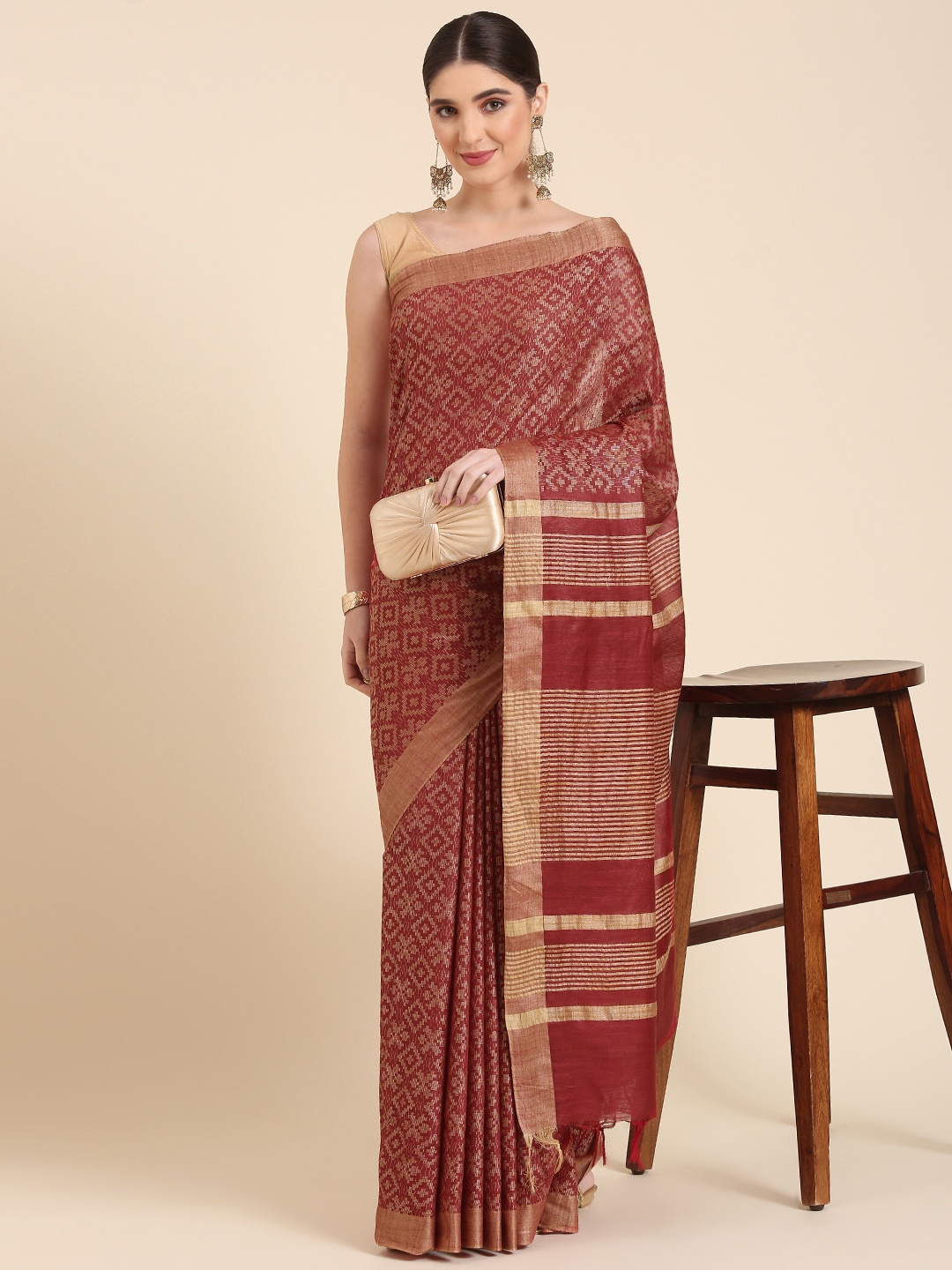 

swatika Woven Design Ethnic Motifs Bhagalpuri Saree, Maroon