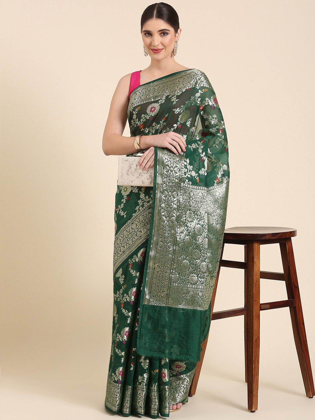 

swatika Woven Design Floral Zari Banarasi Saree, Green