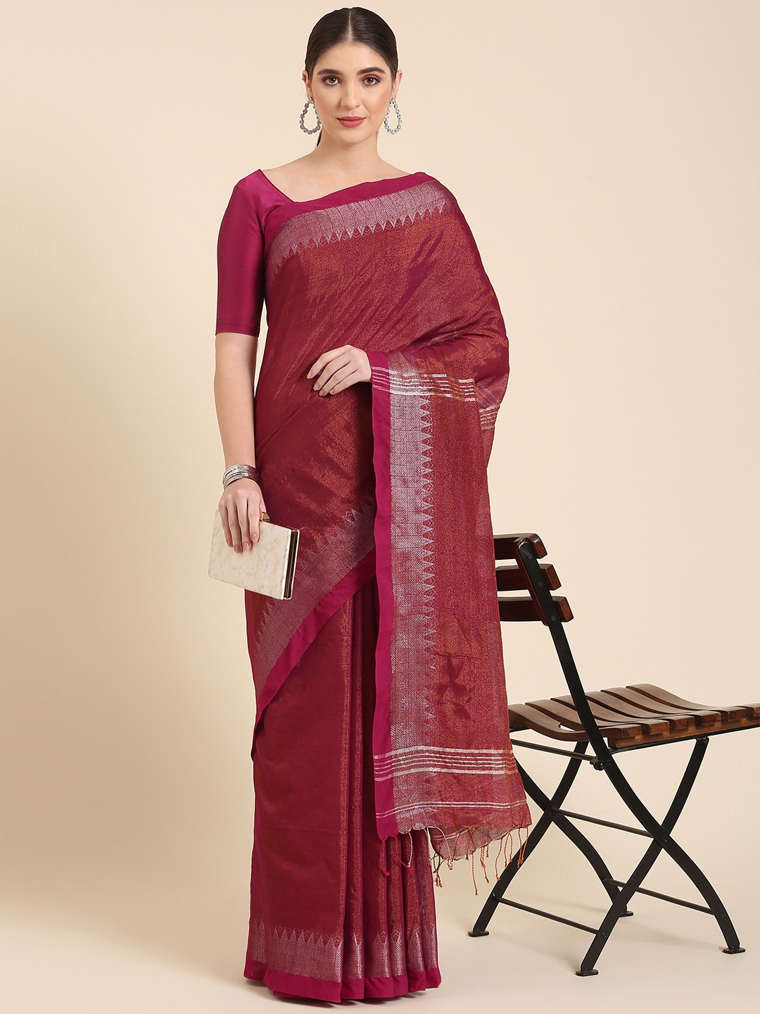 

swatika Woven Design Silk Blend Handloom Bhagalpuri Saree, Maroon