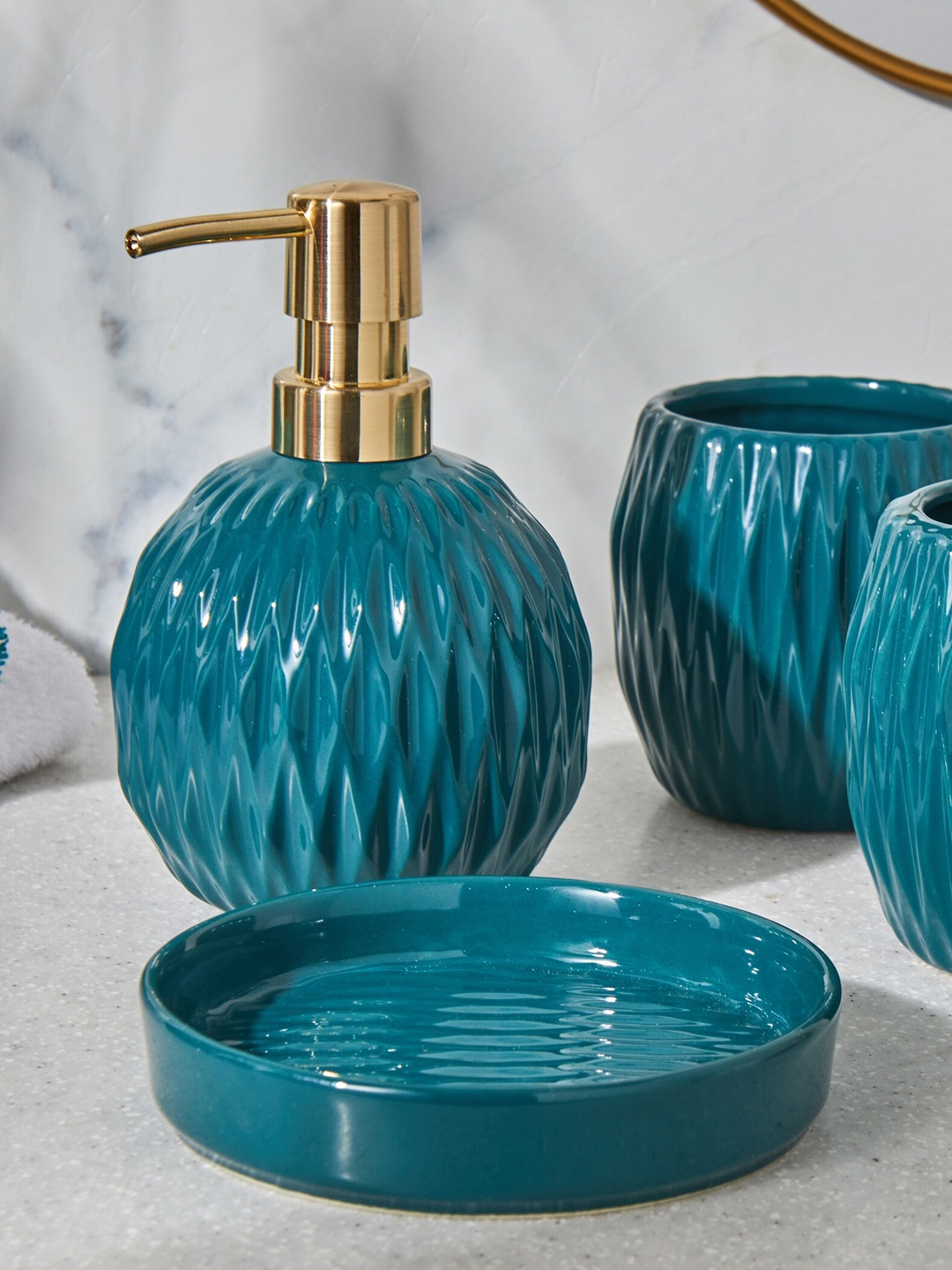 

Home Centre Color Refresh Essence Nile Teal Textured Ceramic Tooth Brush Holder