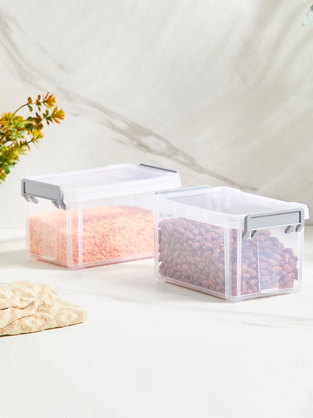 

Home Centre Transparent 2 Pieces Food Storage Containers