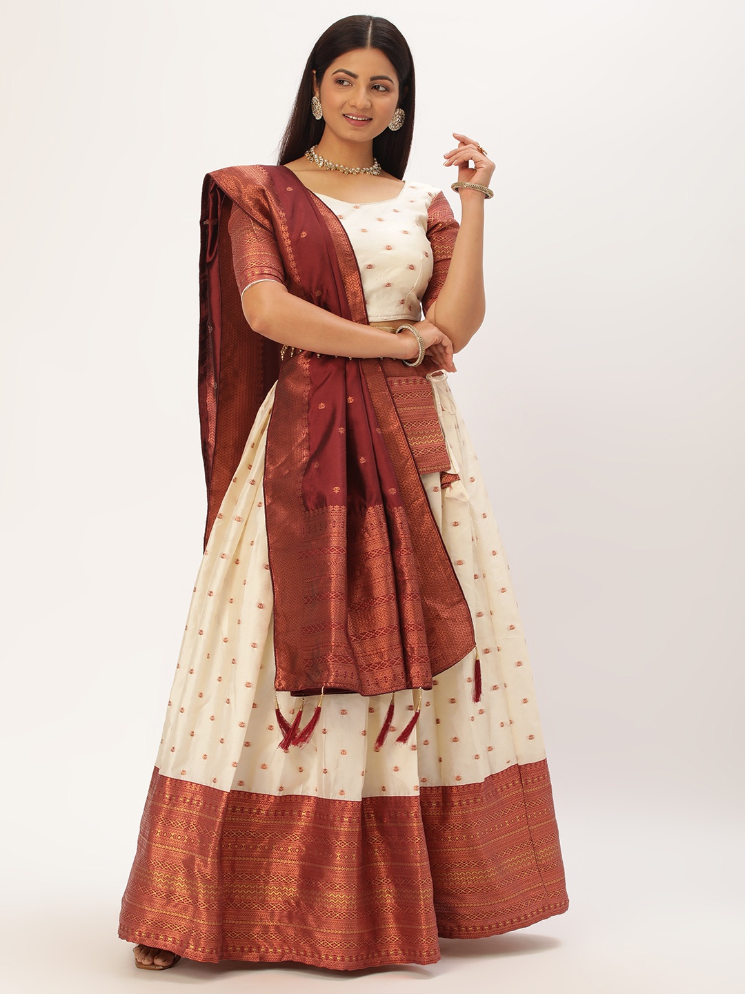 

Fabcartz Zari Unstitched Lehenga & Blouse With Dupatta, Cream