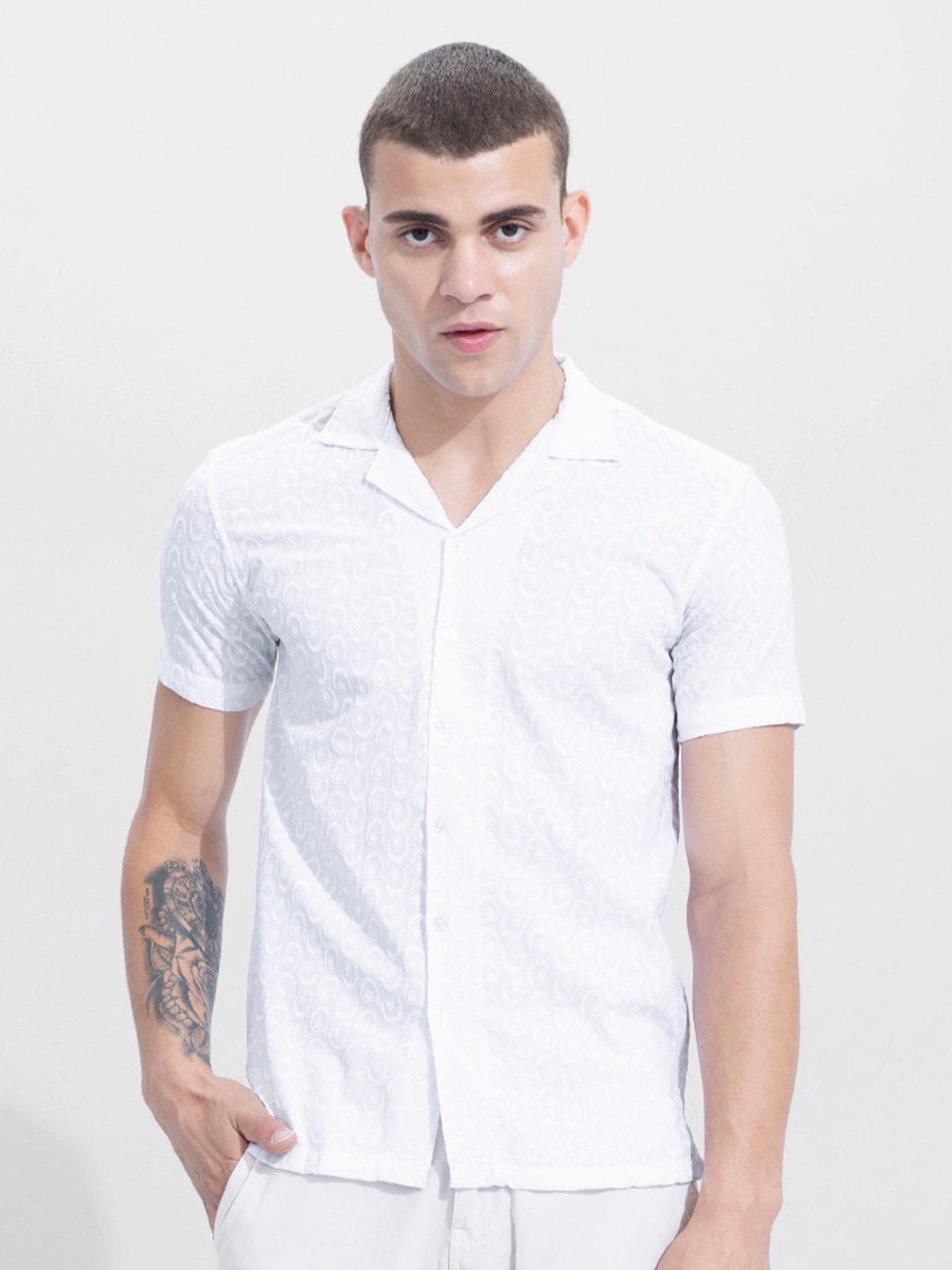 

Snitch White Classic Slim Fit Self Design Cuban Collar Cotton Casual Shirt