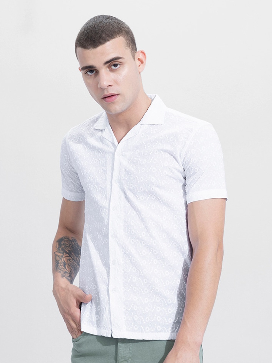 

Snitch White Classic Slim Fit Self Design Cuban Collar Cotton Casual Shirt