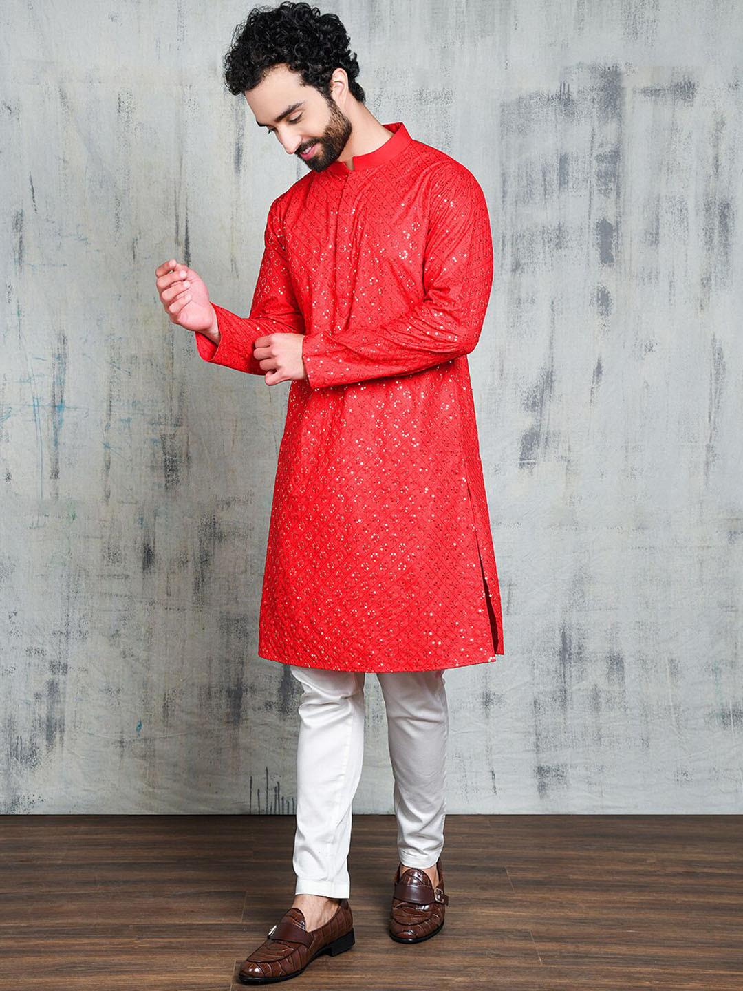 

Be Desi Floral Embroidered Mandarin Collar Sequins Kurta, Red