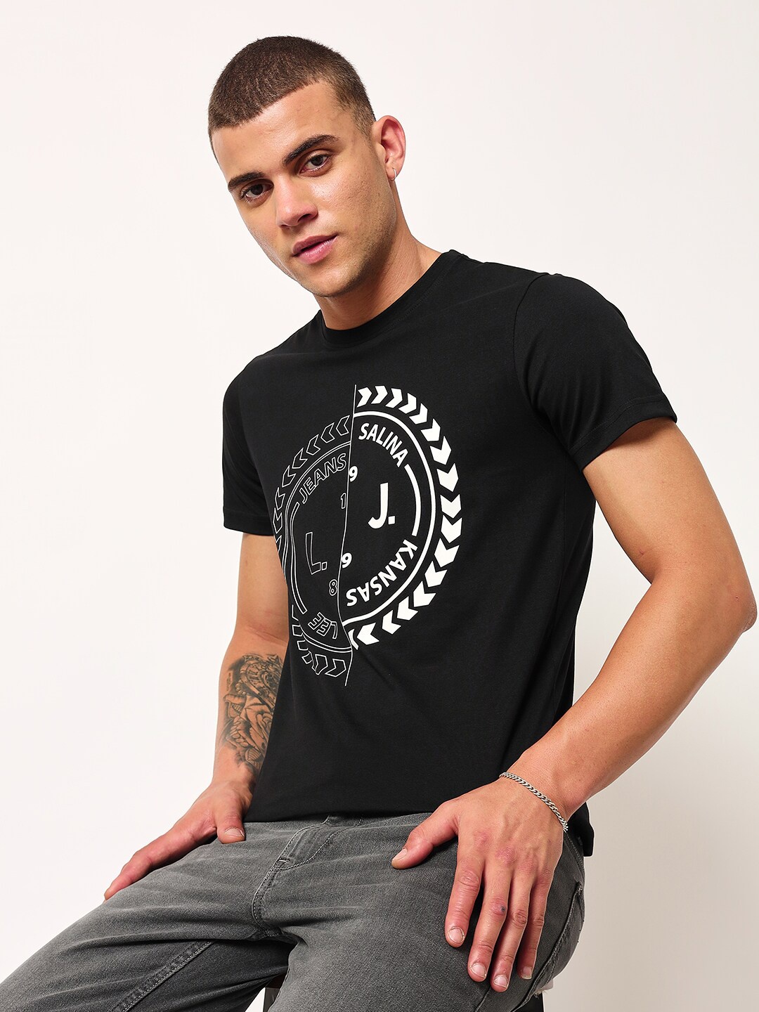 

Lee Typography Printed Slim Fit Cotton T-shirt, Black
