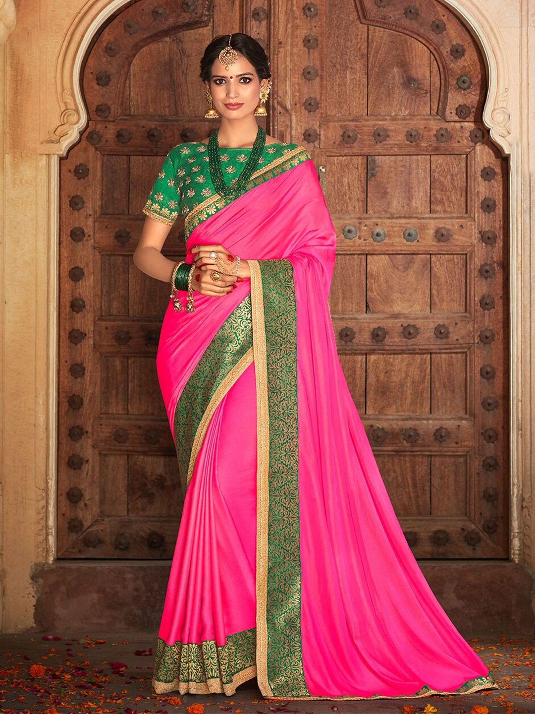 

Shaily Zari Woven Design Saree, Pink