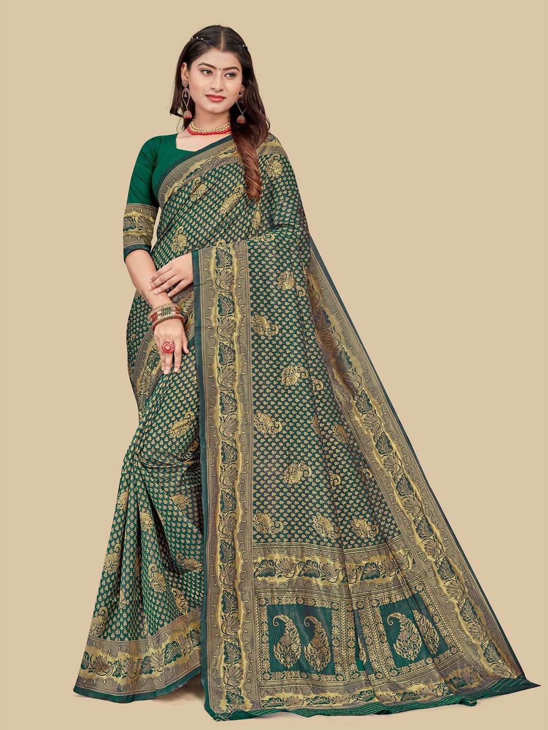 

Dori Ethnic Woven Design Zari Saree, Green