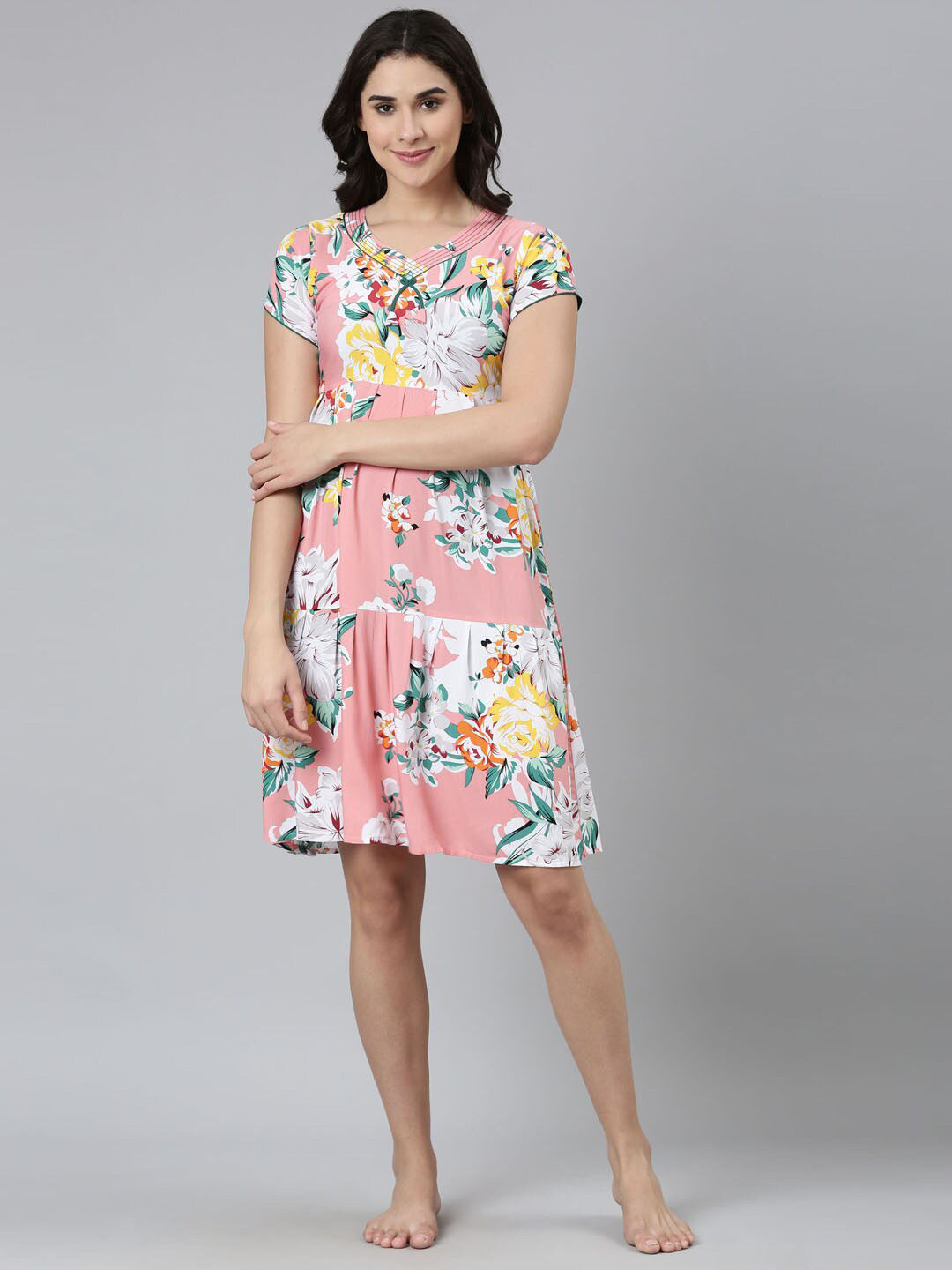 

GOLDSTROMS Floral Printed V Neck Short Sleeve Regular Nightdress, Peach