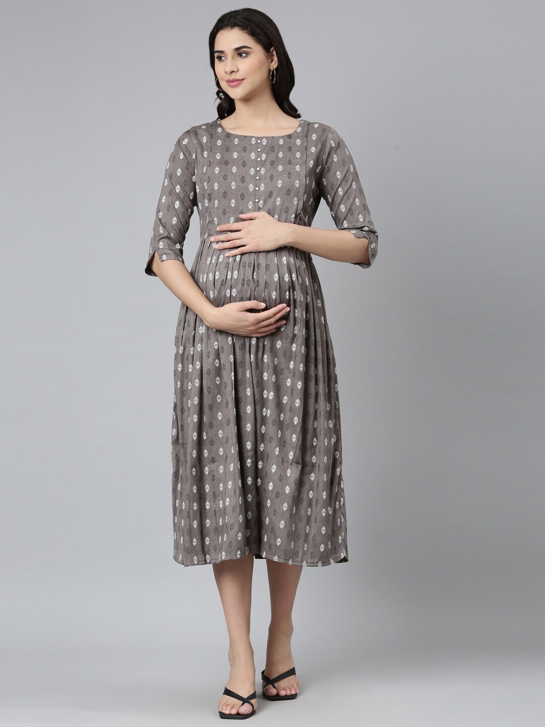 

GOLDSTROMS Ethnic Motifs Printed Pleated Maternity Fit & Flare Midi Dress, Grey