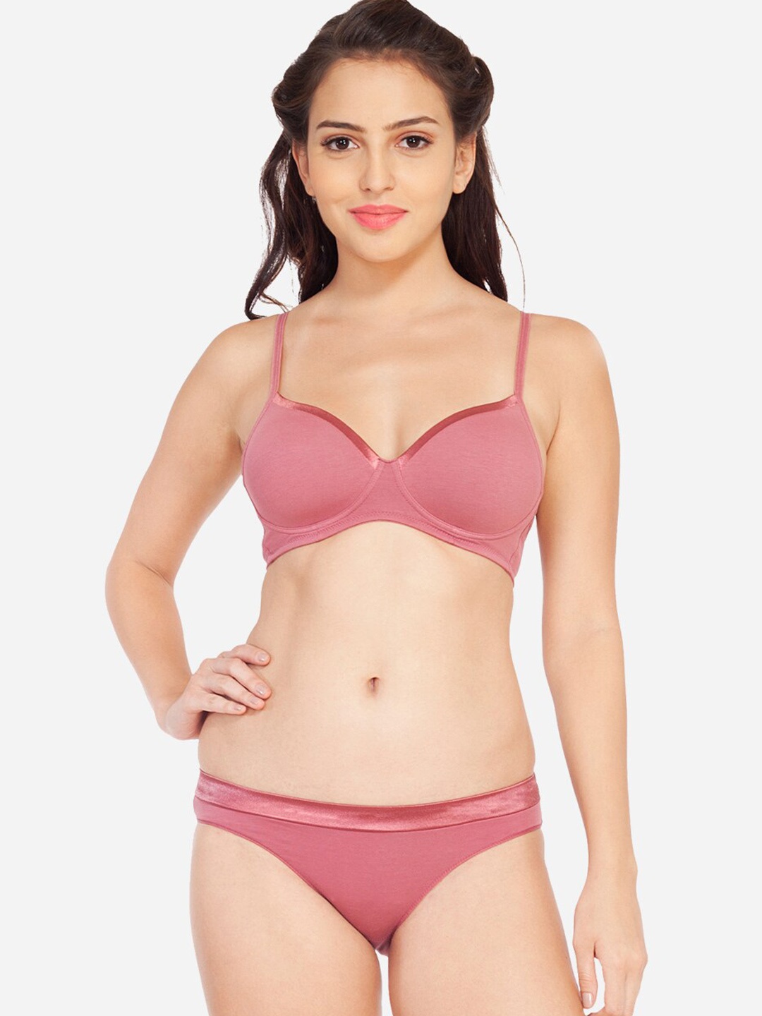 

Soie Medium Coverage Padded Non-Wired Bra with Low Rise Brief Lingerie Set, Pink