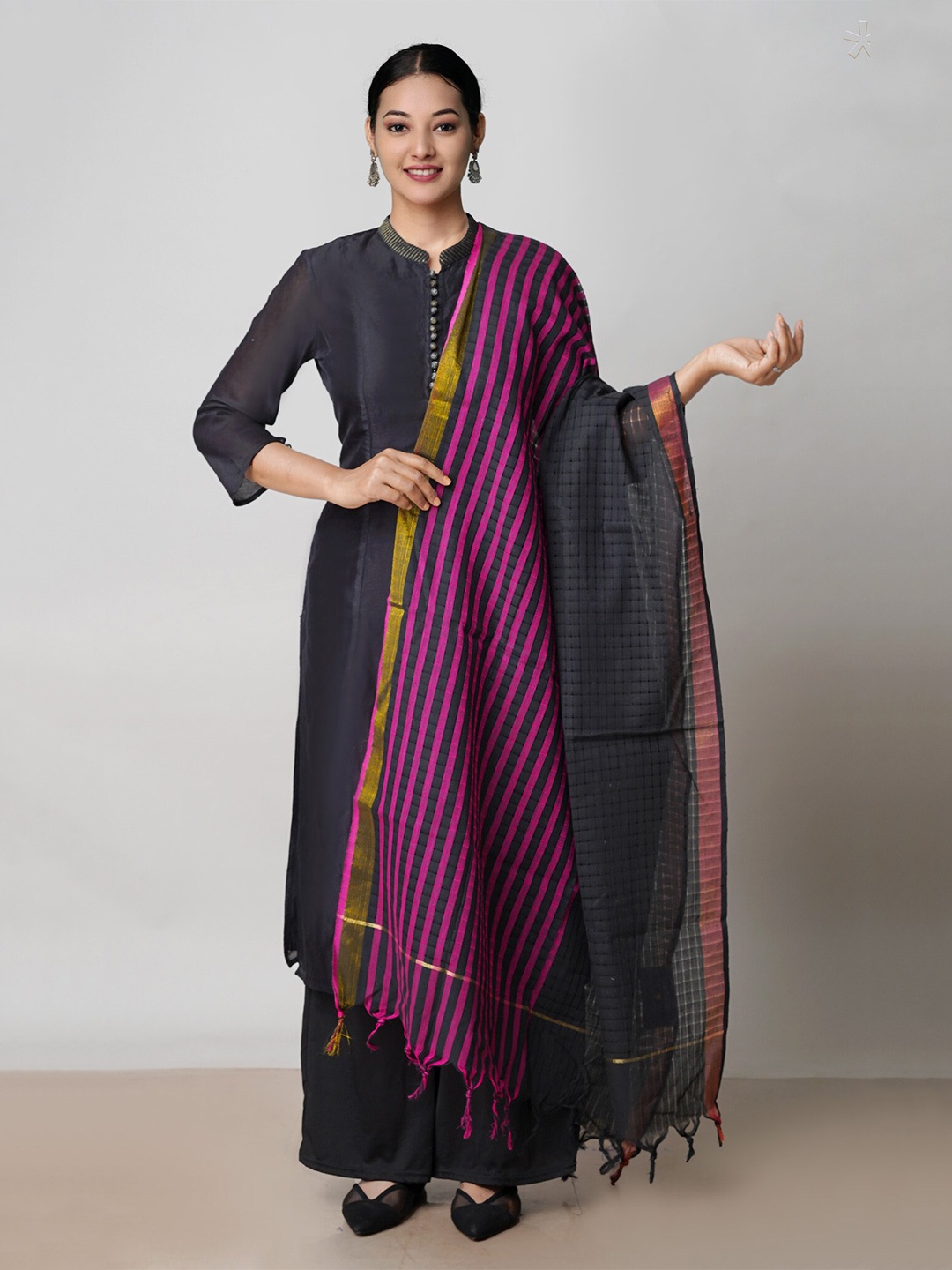 

Unnati Silks Woven Design Pure Cotton Dupatta, Black