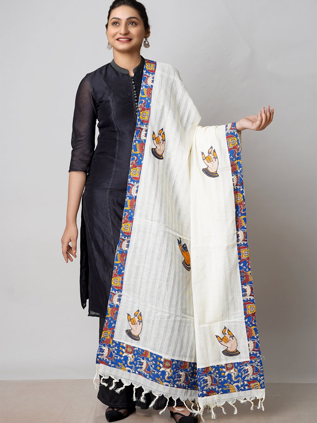 

Unnati Silks Ethnic Motifs Printed Pure Cotton Kalamkari Dupatta, Cream