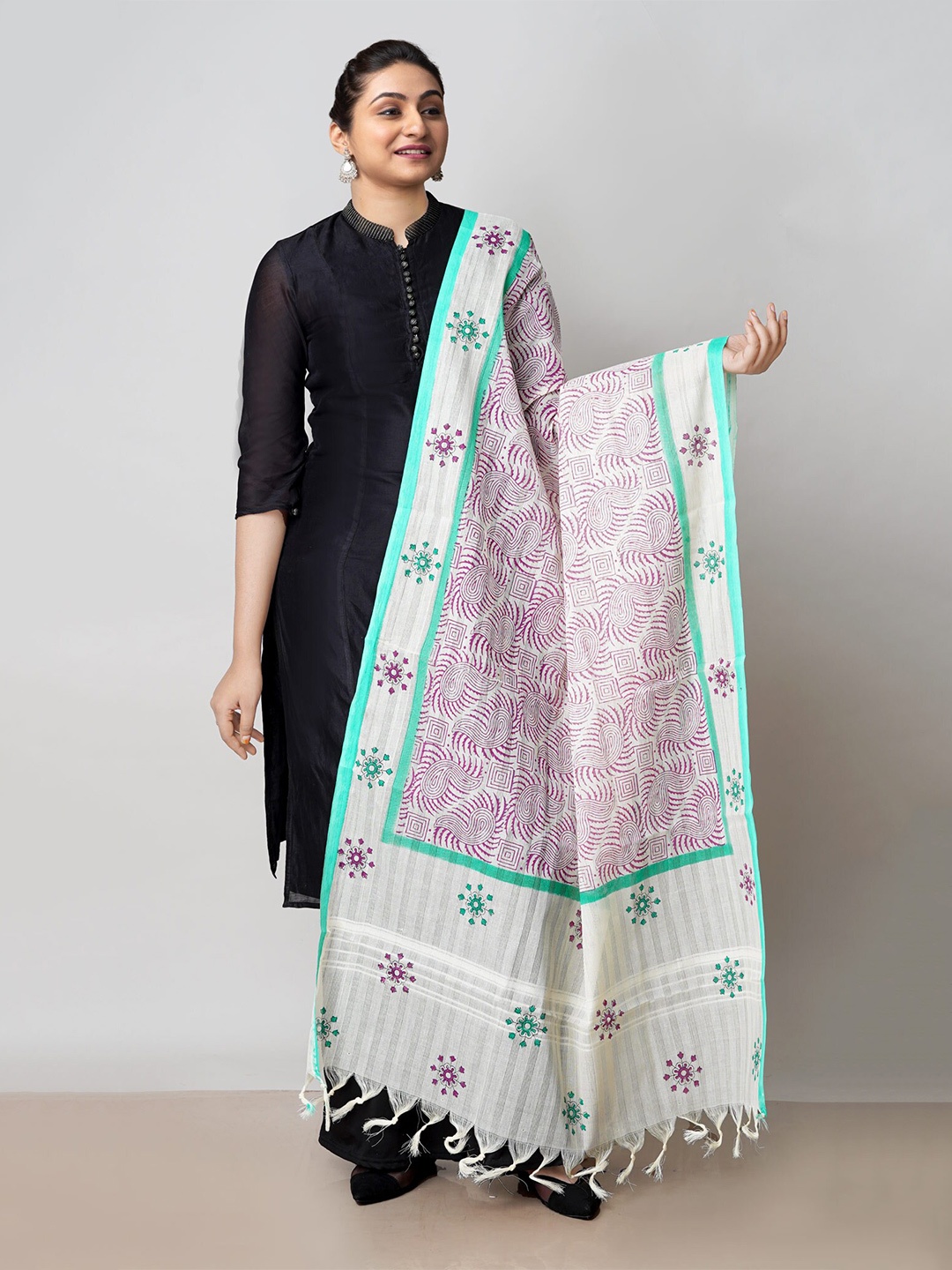 

Unnati Silks Ethnic Motifs Printed Pure Cotton Block Print Dupatta, Cream