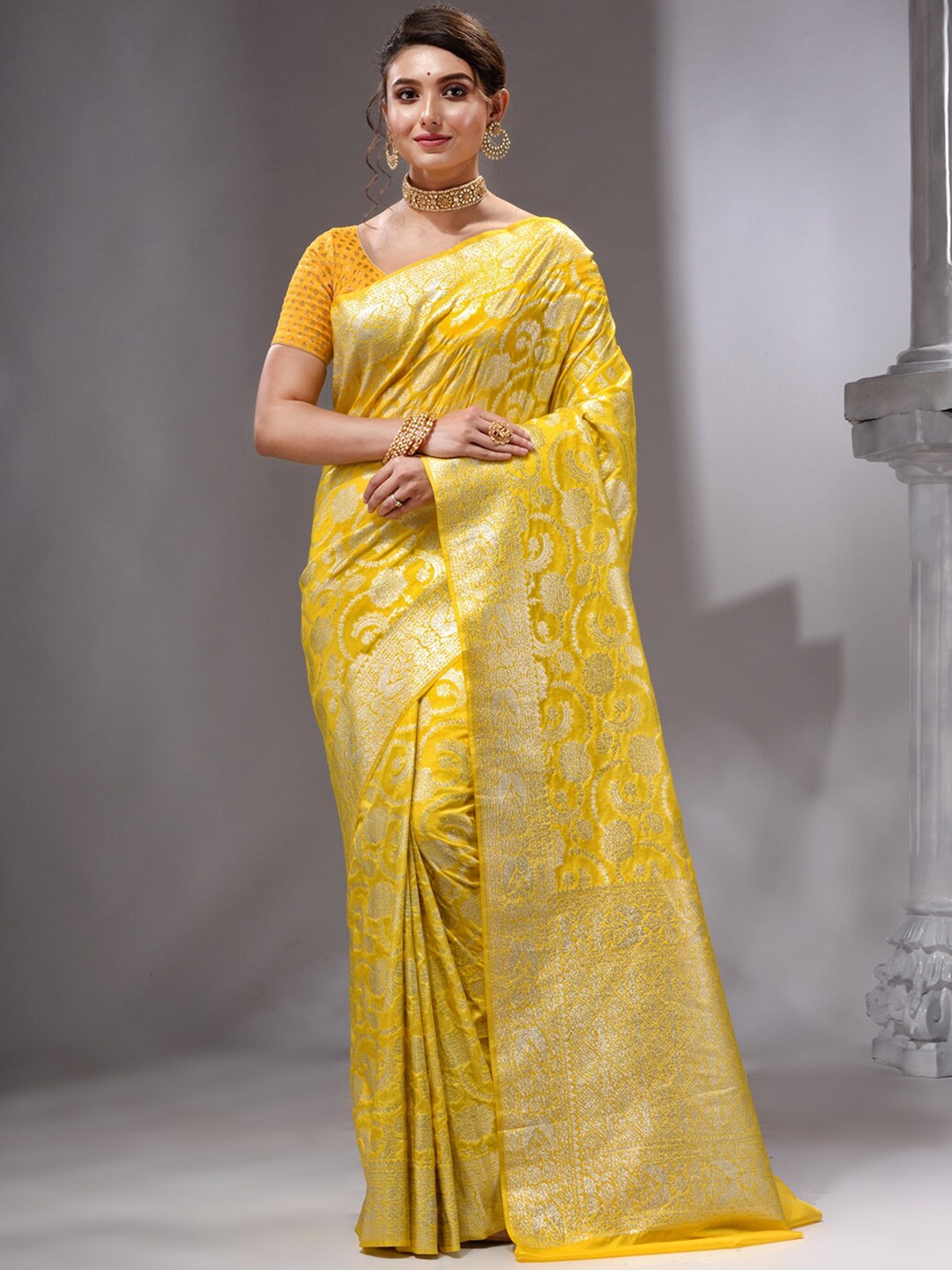 

HOUSE OF BEGUM Ethnic Motif Woven Design Zari Banarasi Saree, Yellow