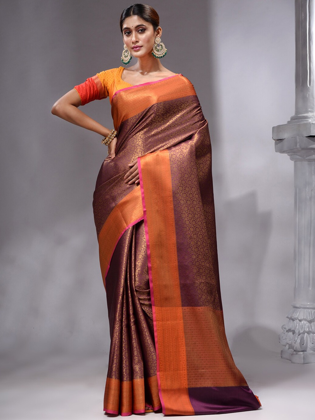 

HOUSE OF BEGUM Ethnic Motifs Woven Design Zari Banarasi Saree, Maroon