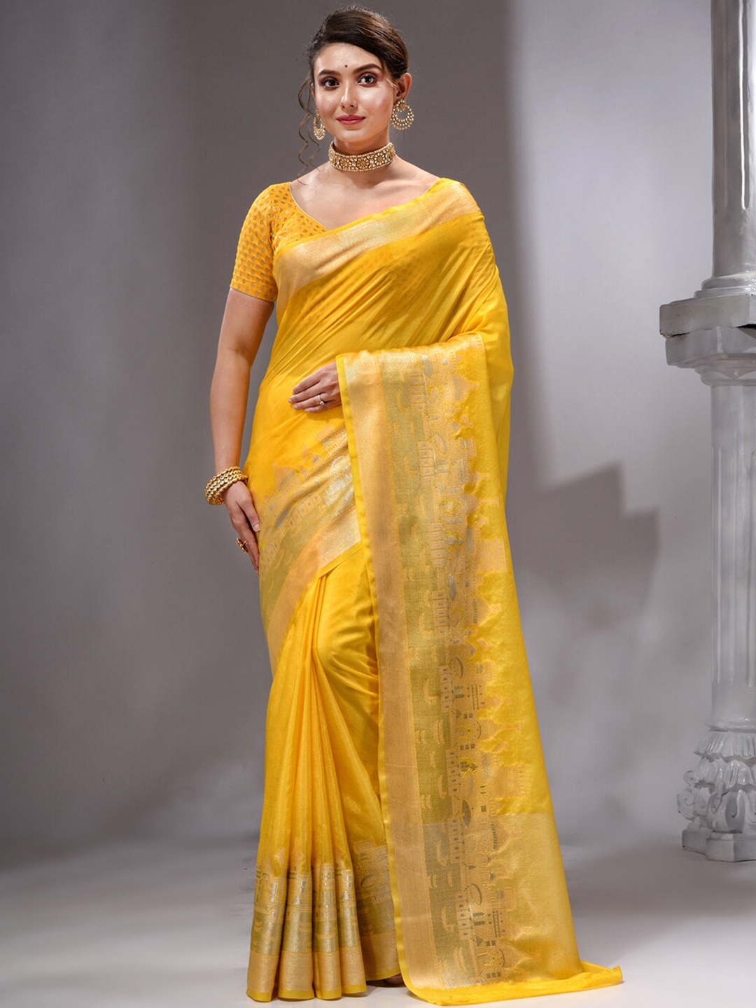 

HOUSE OF BEGUM Woven Design Zari Banarasi Saree, Yellow