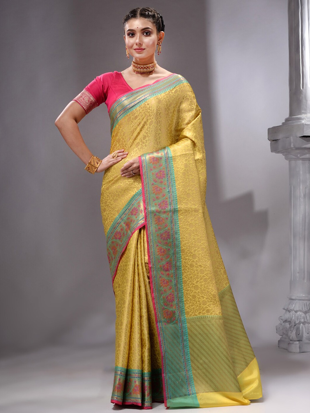 

HOUSE OF BEGUM Floral Woven Design Zari Banarasi Saree, Yellow