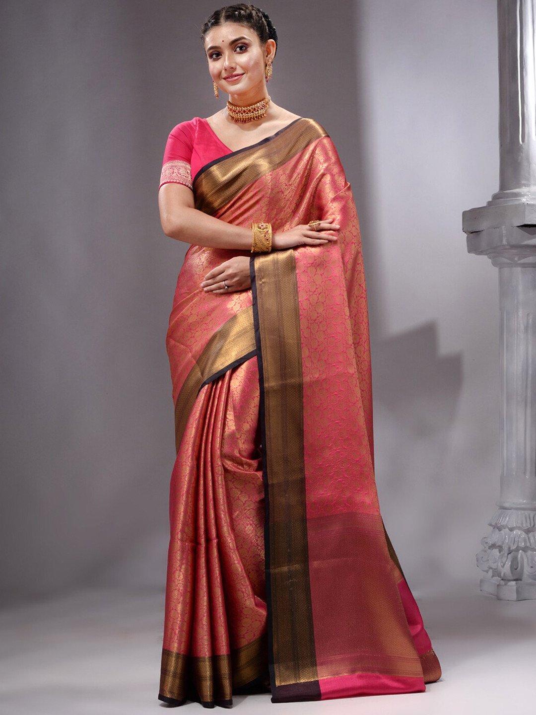 

HOUSE OF BEGUM Ethnic Motifs Woven Design Zari Banarasi Saree, Pink
