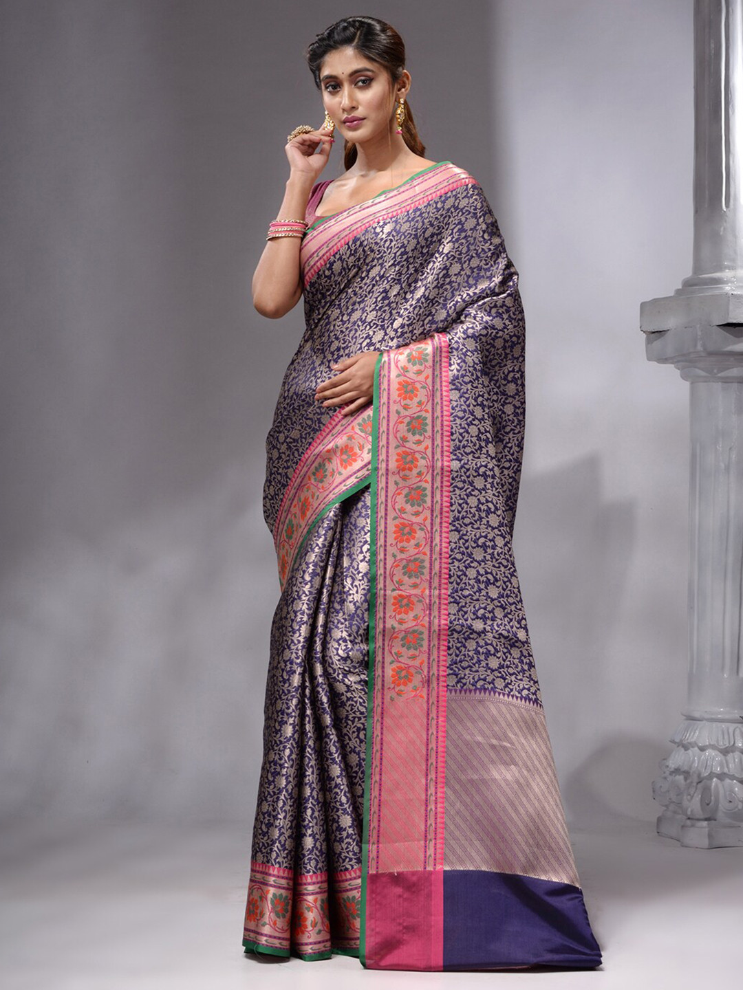 

HOUSE OF BEGUM Floral Woven Design Zari Banarasi Saree, Navy blue