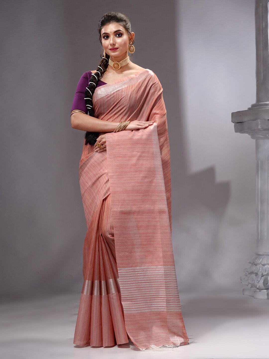 

HOUSE OF BEGUM Zari Pure Linen Banarasi Saree, Peach