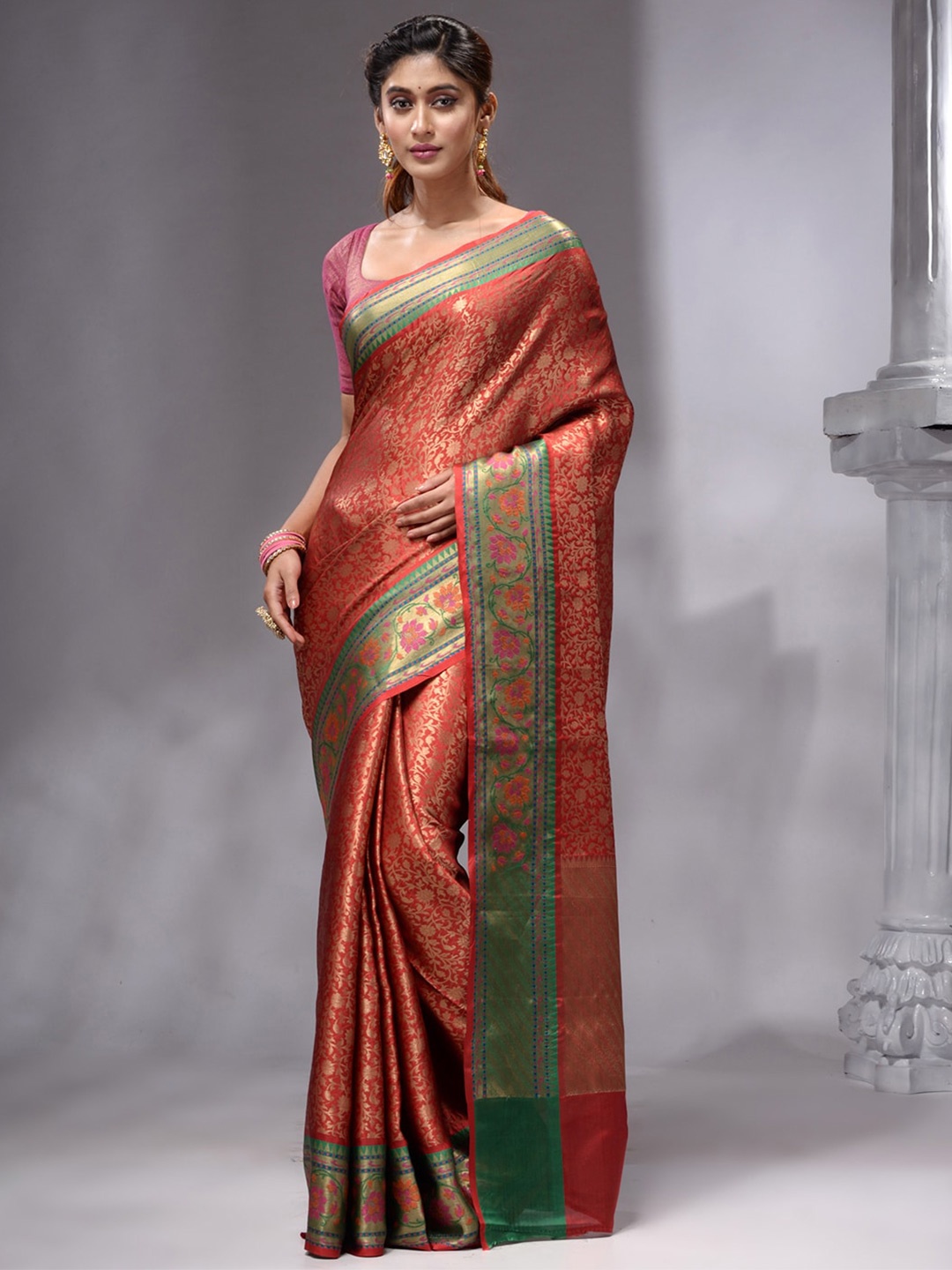 

HOUSE OF BEGUM Ethnic Motifs Woven Design Zari Banarasi Saree, Red