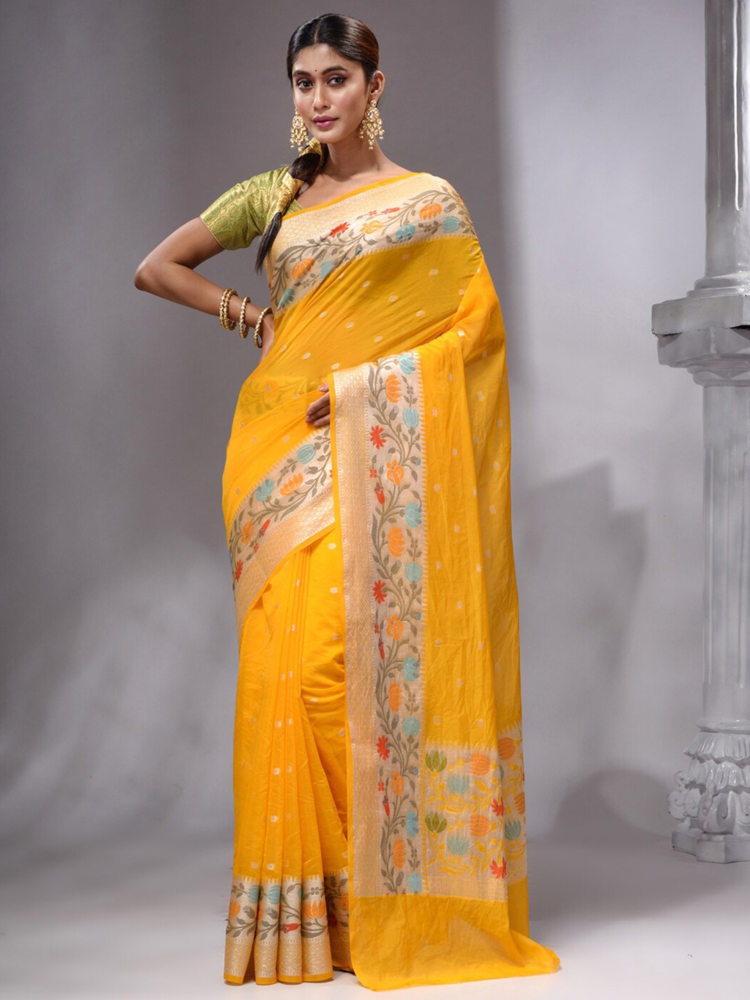 

HOUSE OF BEGUM Floral Woven Design Zari Banarasi Saree, Yellow